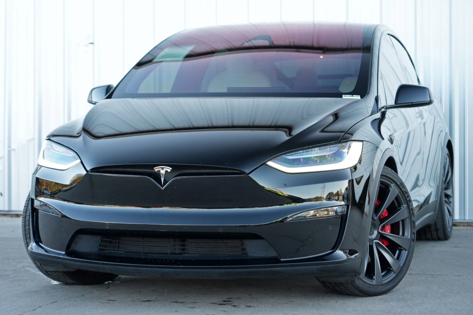 Used 2023 Tesla Model X image 3