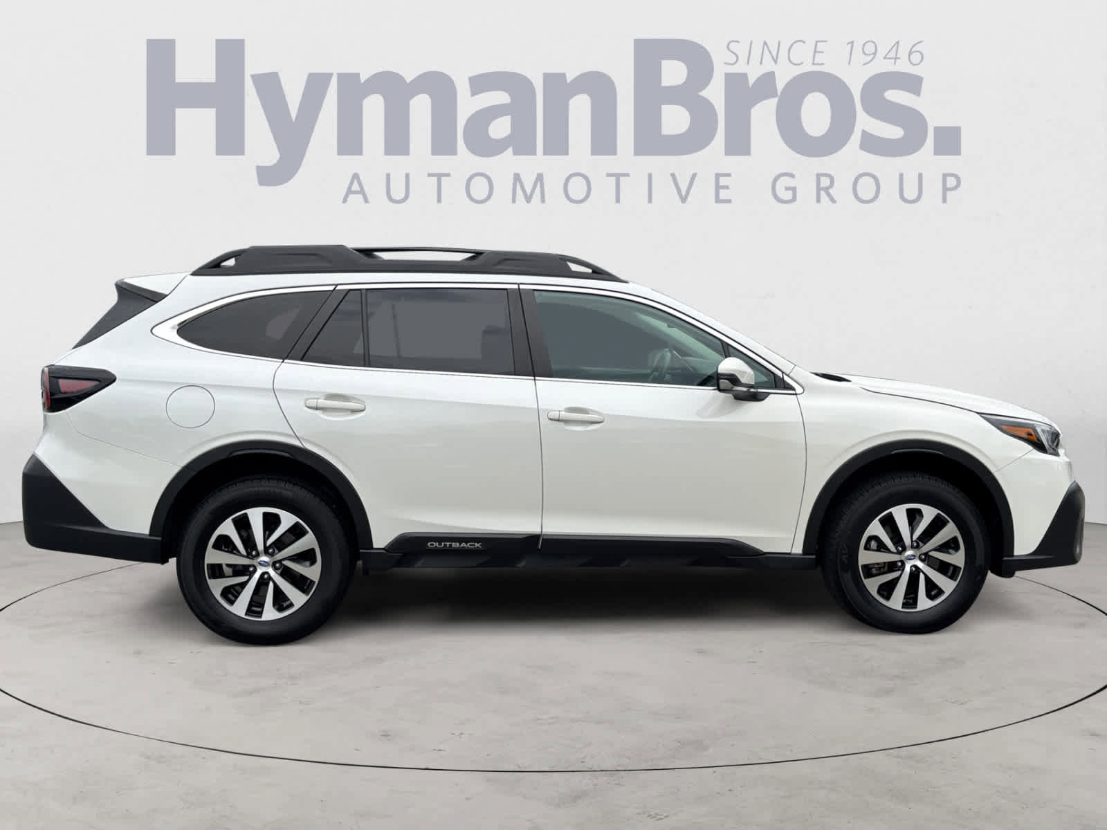 Used 2022 Subaru Outback Premium image 2
