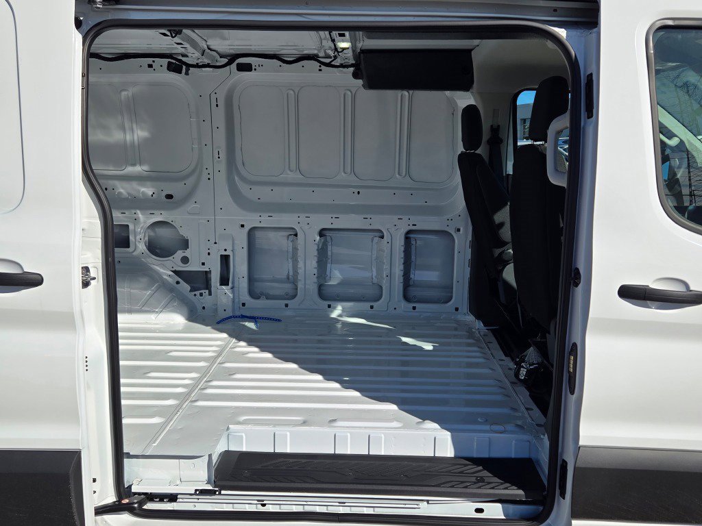 New 2026 Ford Transit 250 Low Roof image 7