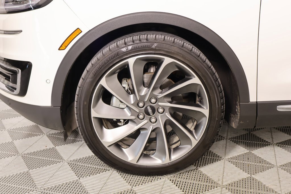 Used 2020 Lincoln Nautilus Reserve w/ Equipment Group 201A image 18