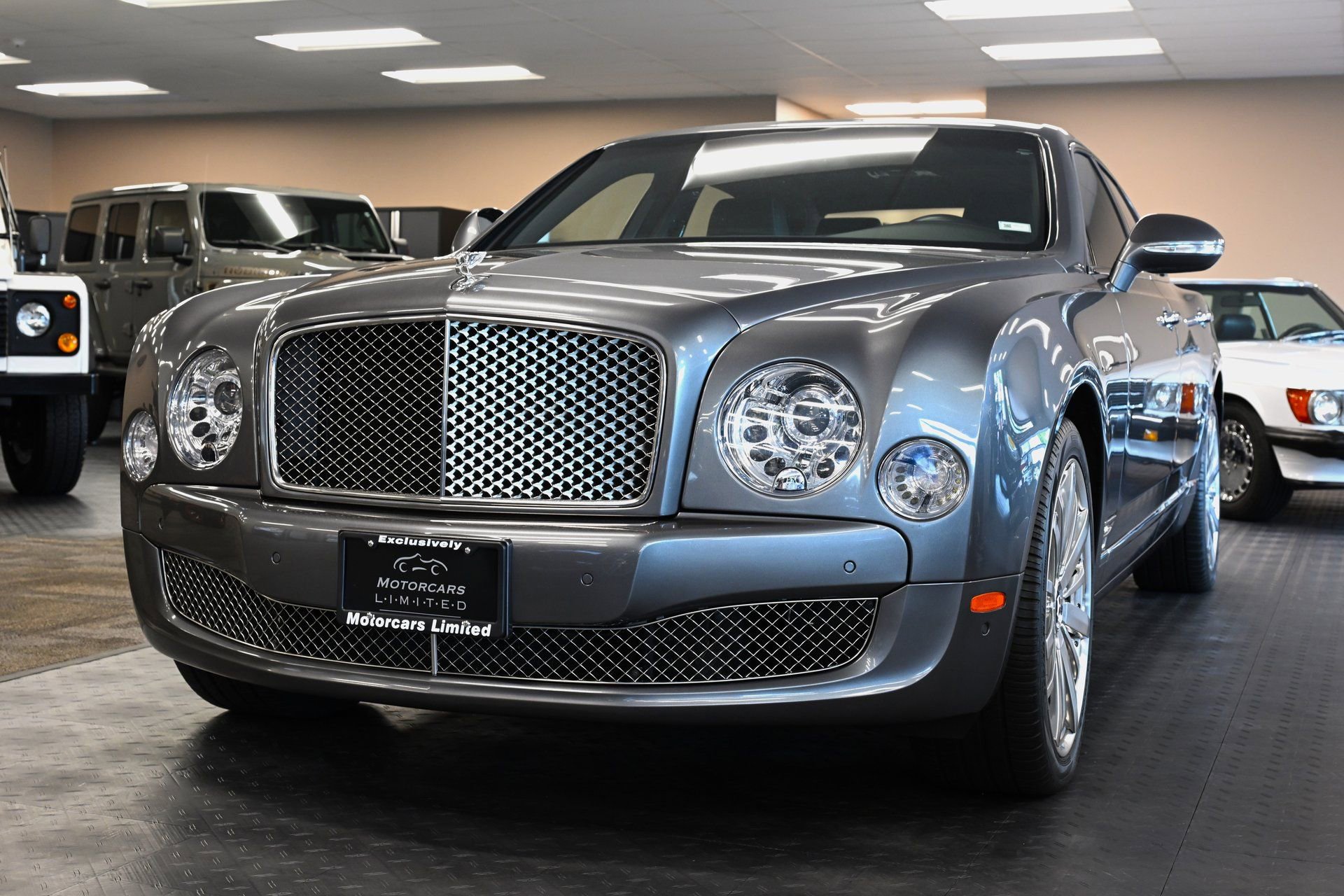 Used 2013 Bentley Mulsanne image 2