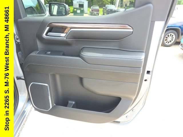Used 2023 Chevrolet Silverado 1500 LT AWD/4WD image 41