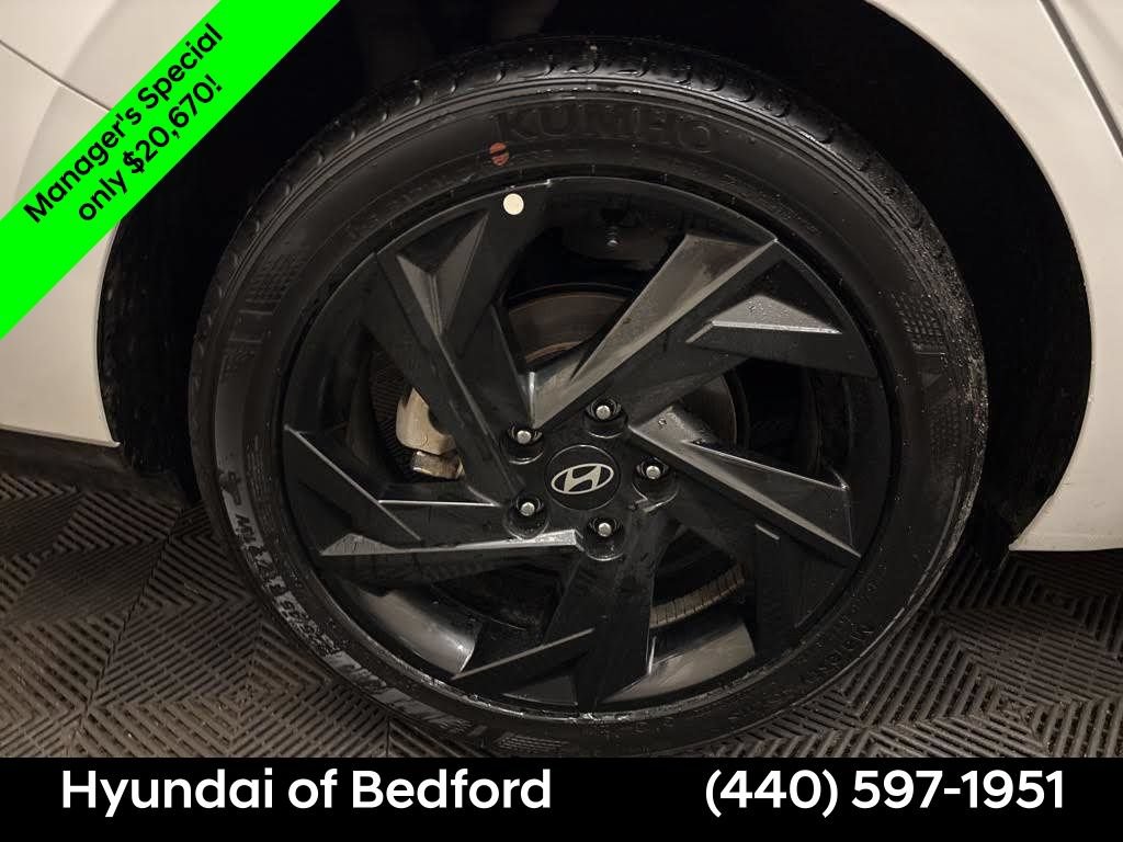 Certified 2026 Hyundai Elantra Sport w/ Cargo Package FWD image 19