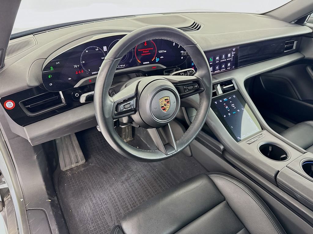 Certified 2023 Porsche Taycan 4 Cross Turismo AWD/4WD image 4