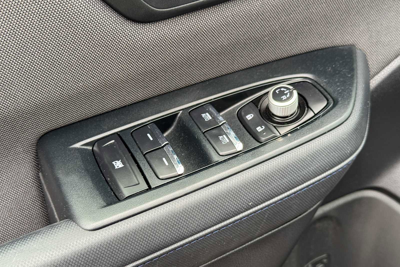 Used 2025 Subaru Forester Premium image 18