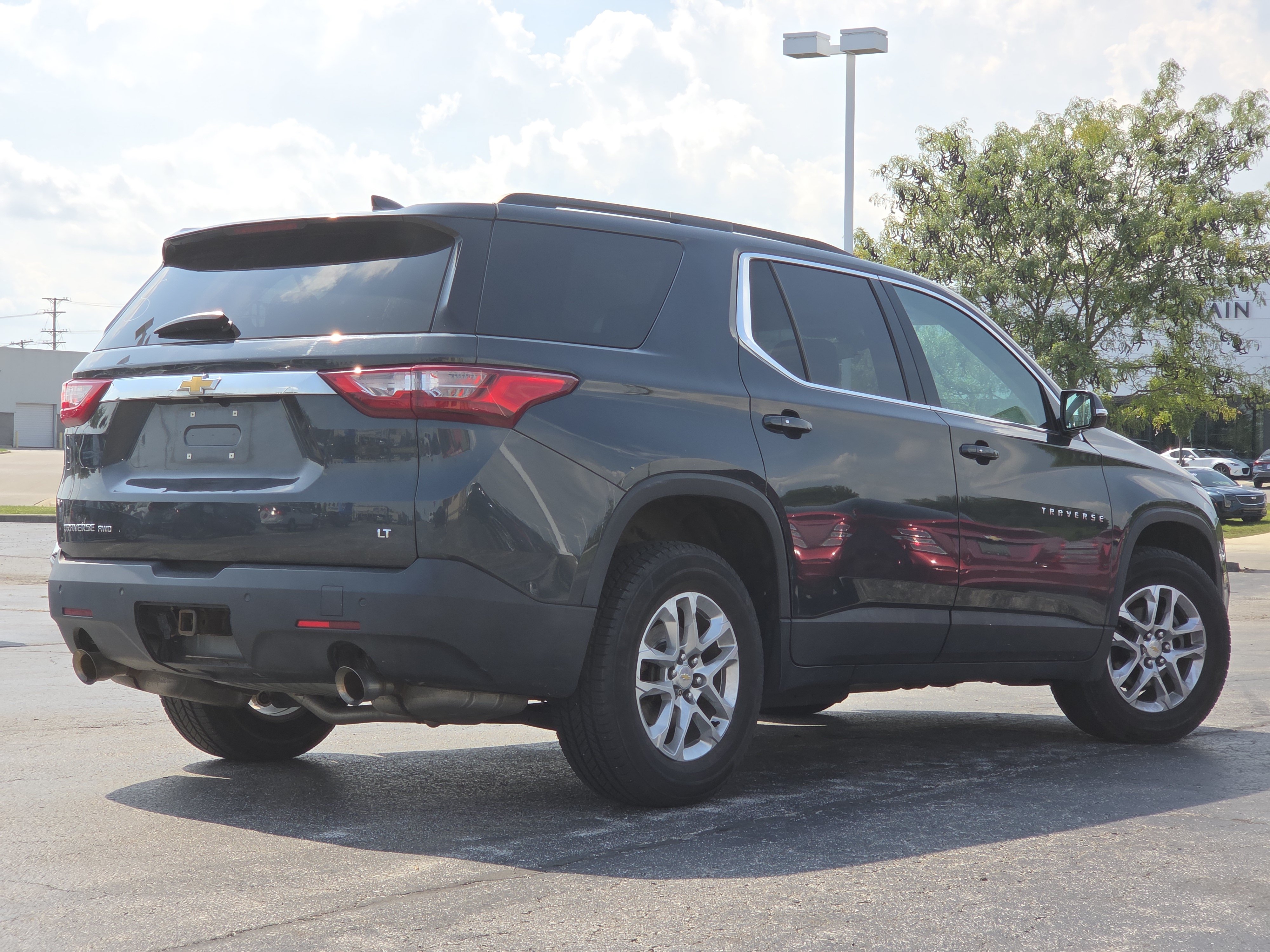 Used 2019 Chevrolet Traverse LT AWD/4WD image 5