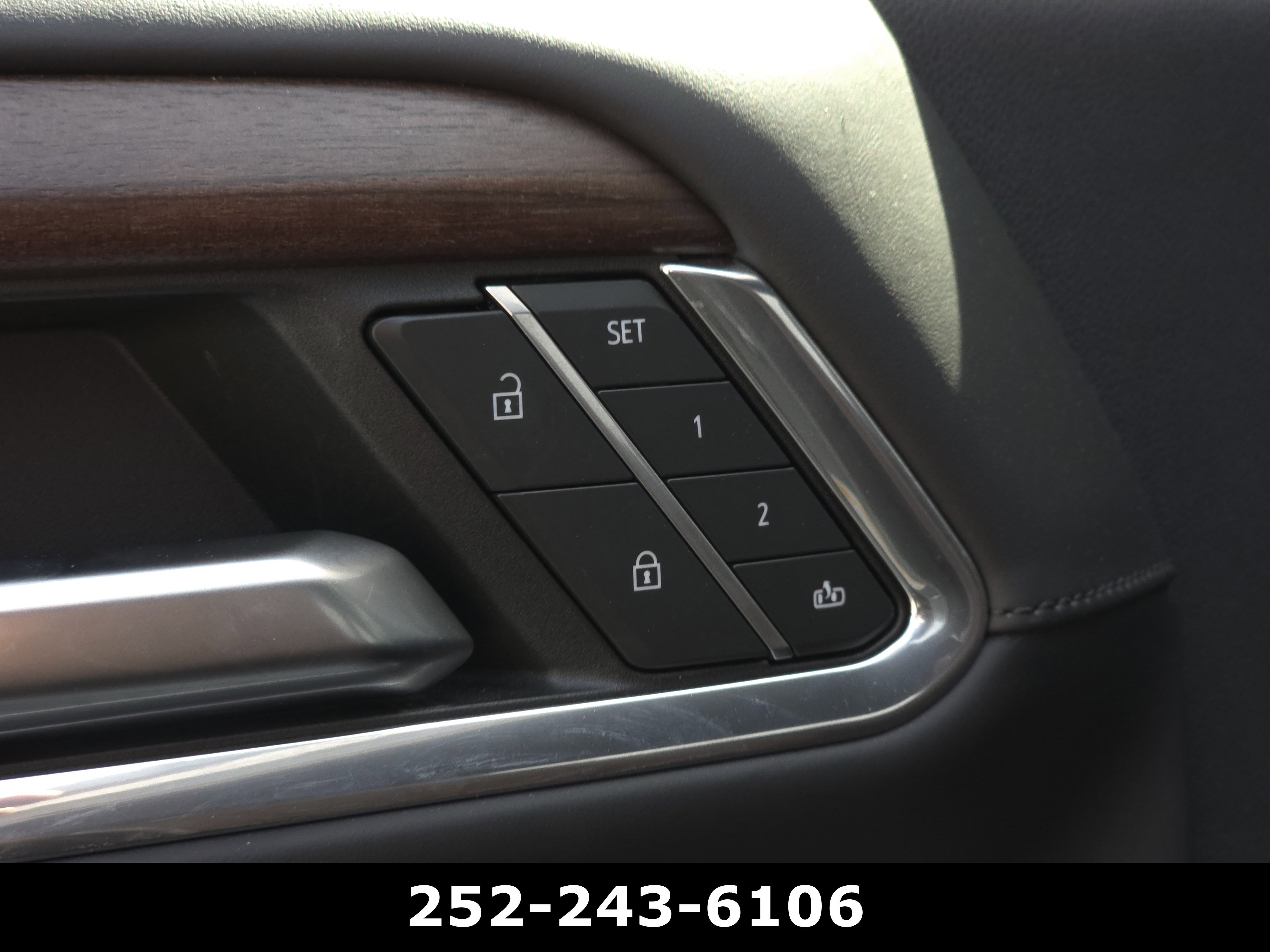 Used 2024 GMC Sierra 1500 Denali Ultimate AWD/4WD image 12
