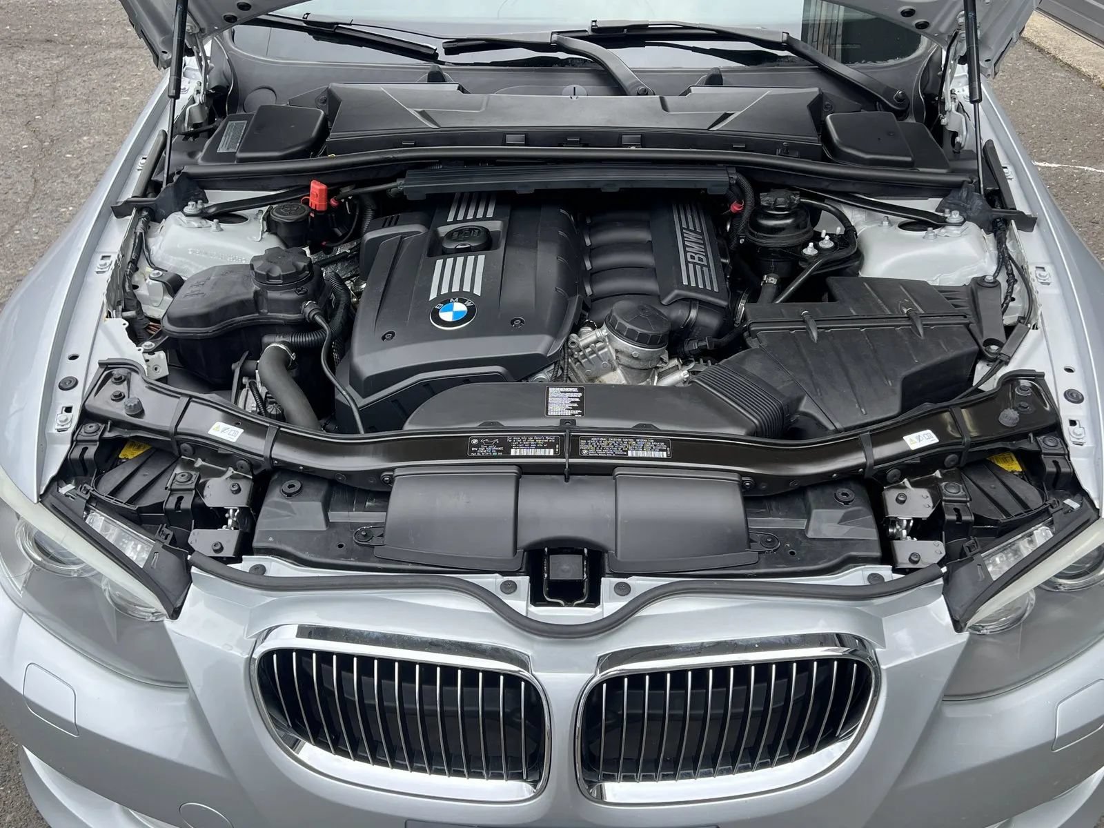 Used 2012 BMW 328i Convertible RWD image 9