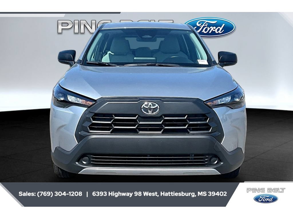 Used 2026 Toyota Corolla Cross L FWD image 3