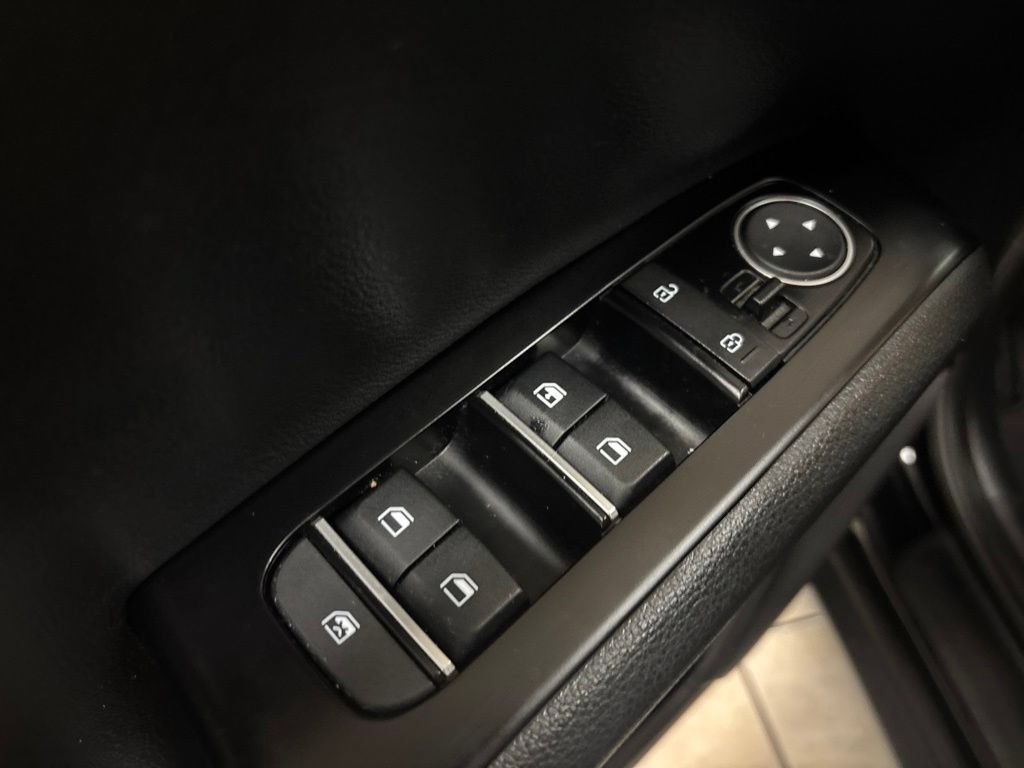 Used 2023 Kia Soul LX w/ LX Technology Package FWD image 19