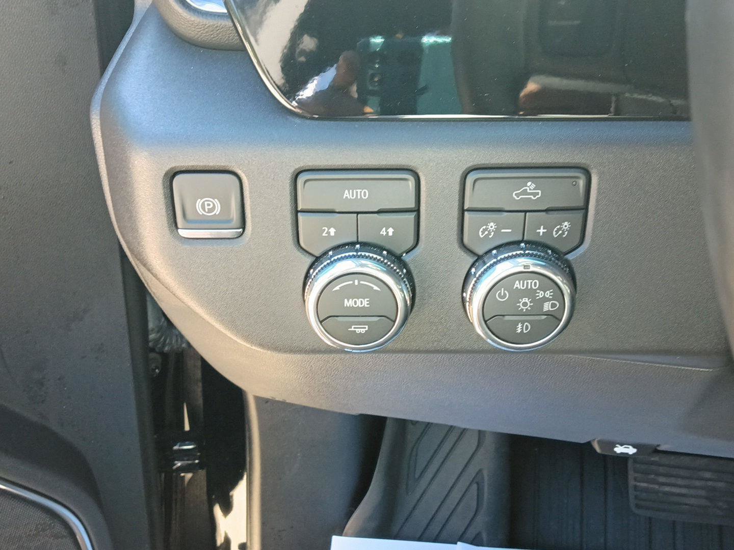 Used 2026 GMC Sierra 1500 Elevation AWD/4WD image 18