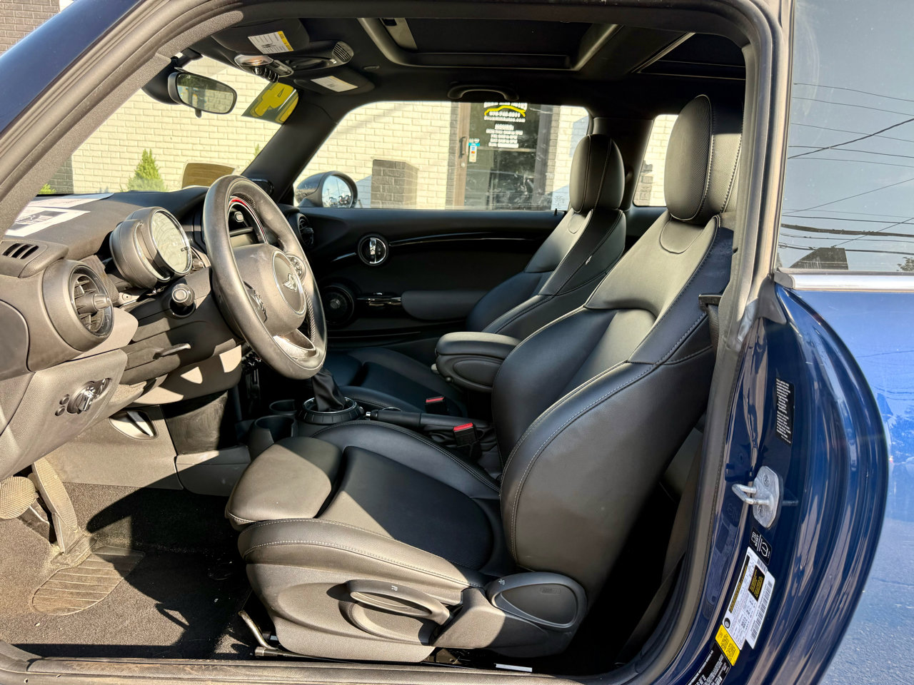 Used 2014 MINI Cooper 2-Door Hardtop image 10