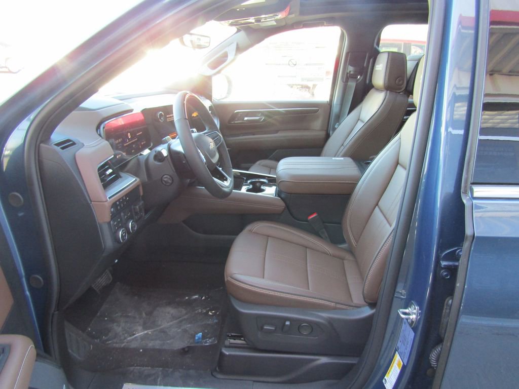 New 2026 Chevrolet Suburban High Country image 34