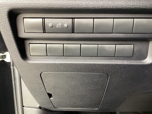 Used 2024 Mitsubishi Outlander ES image 15