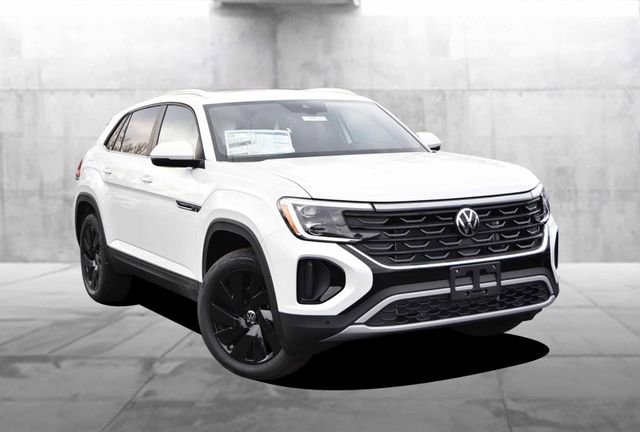 New 2026 Volkswagen Atlas Cross Sport SE image 2