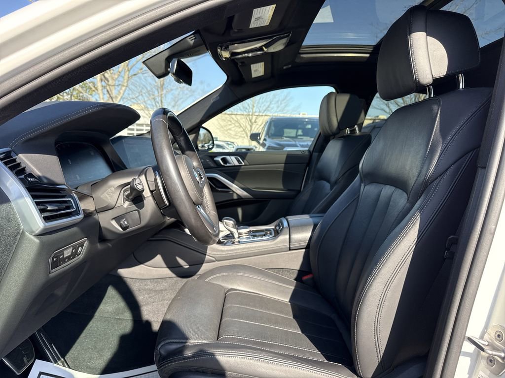 Used 2020 BMW X6 xDrive40i w/ M Sport Package image 11