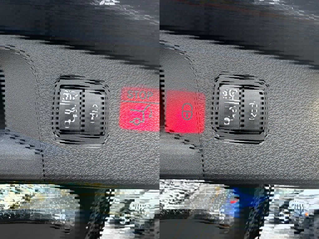 Used 2020 Mercedes-Benz GLC 300 4MATIC image 33