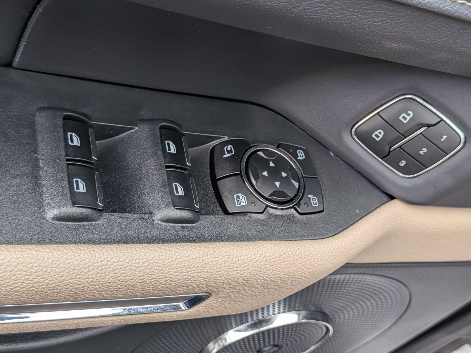 Used 2024 Ford Expedition Limited RWD image 14