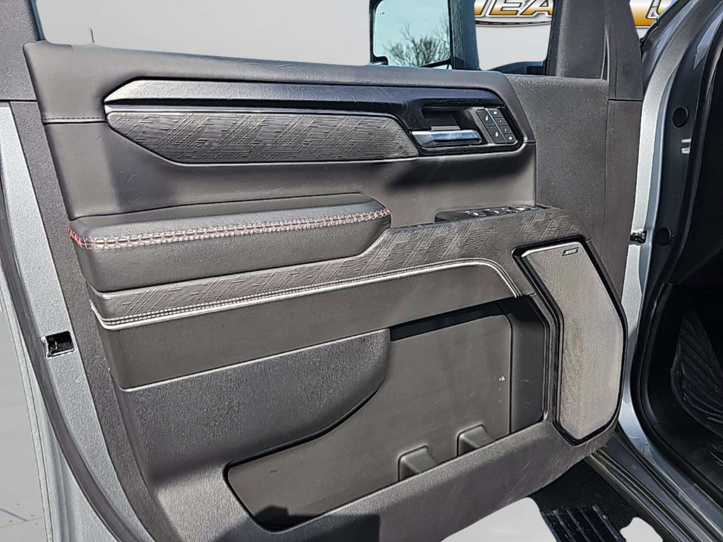 Used 2024 GMC Sierra 2500 AT4X w/ AT4X AEV Edition image 28