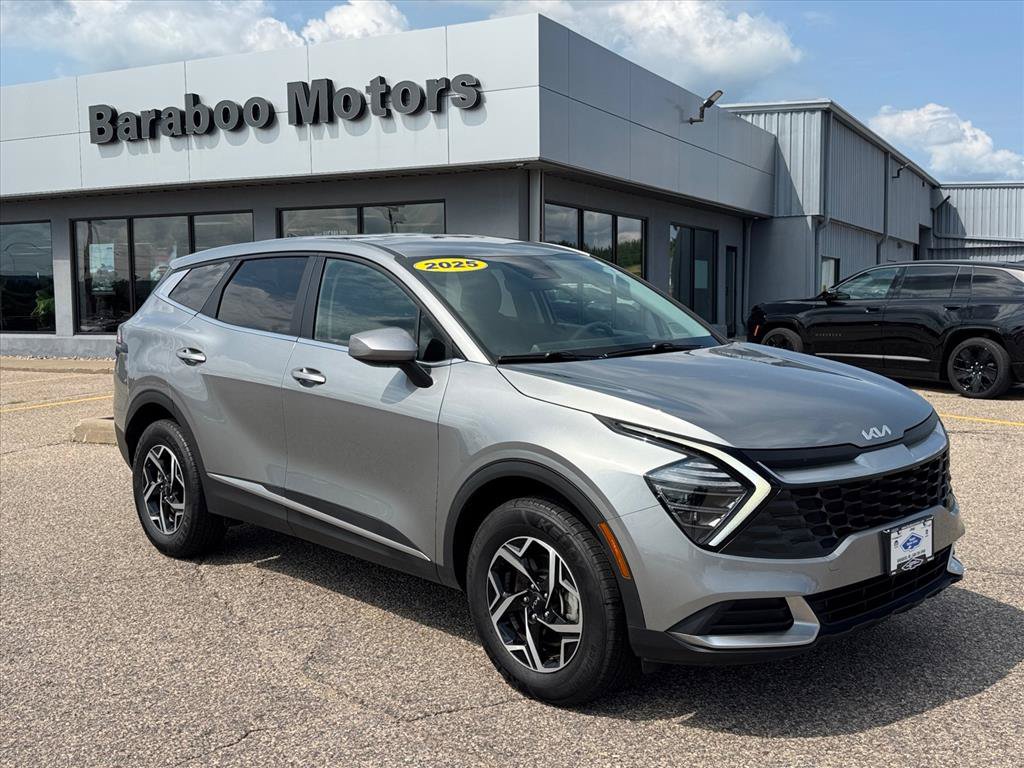 Used 2025 Kia Sportage LX AWD/4WD image 1