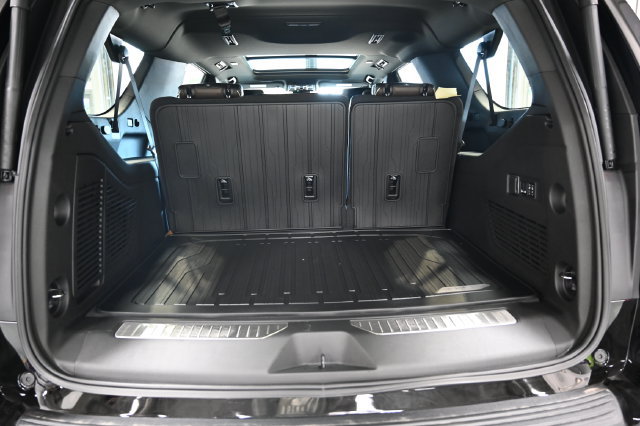 New 2026 GMC Yukon XL Denali Ultimate AWD/4WD image 32