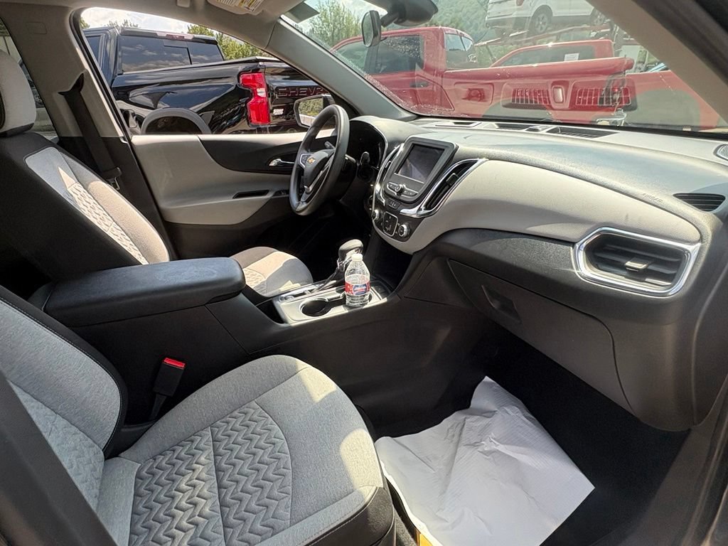 Used 2023 Chevrolet Equinox LT FWD image 17