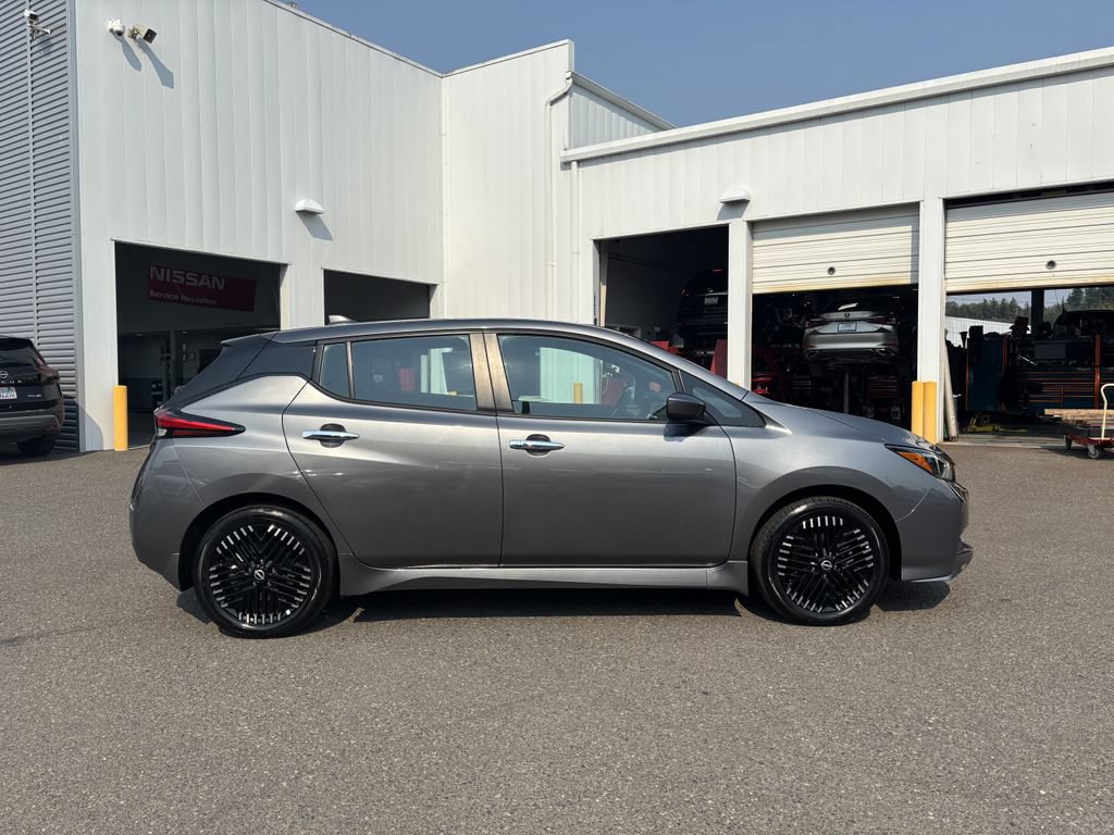 Used 2024 Nissan Leaf SV Plus FWD image 9