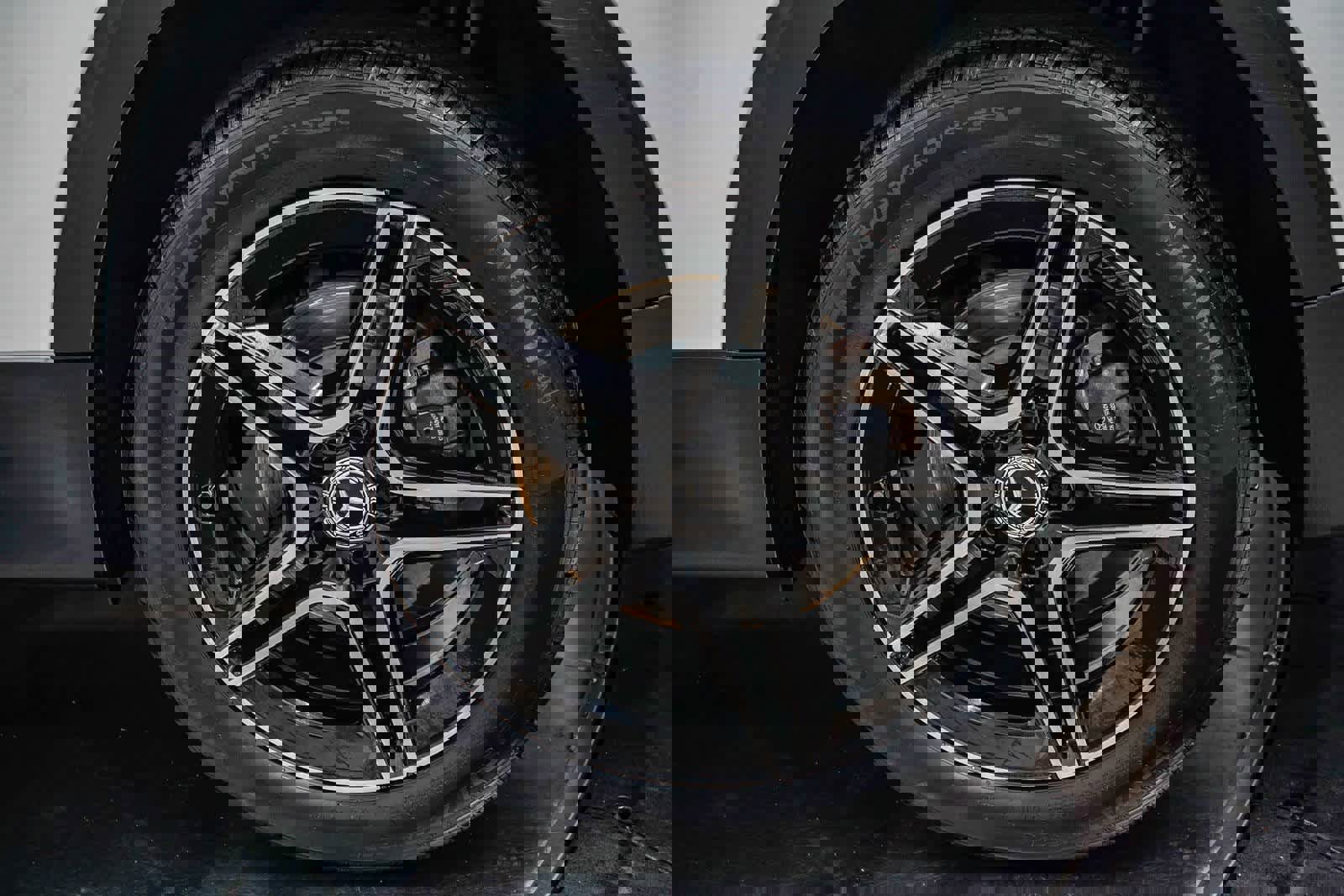 Used 2025 Mercedes-Benz GLB 250 image 10