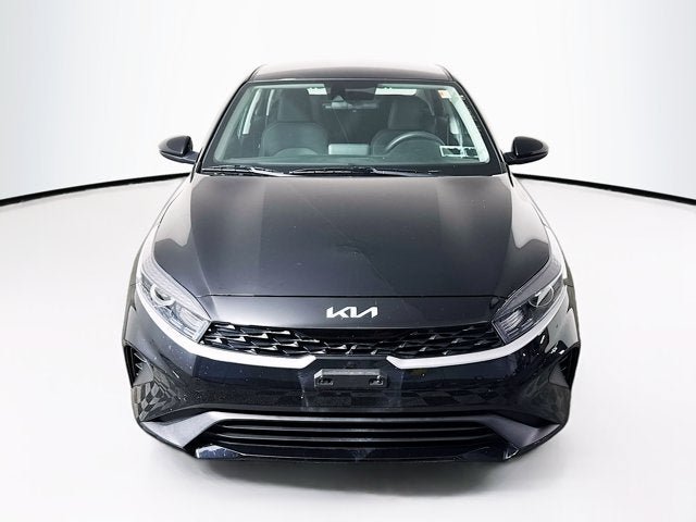 Certified 2023 Kia Forte LXS FWD image 2