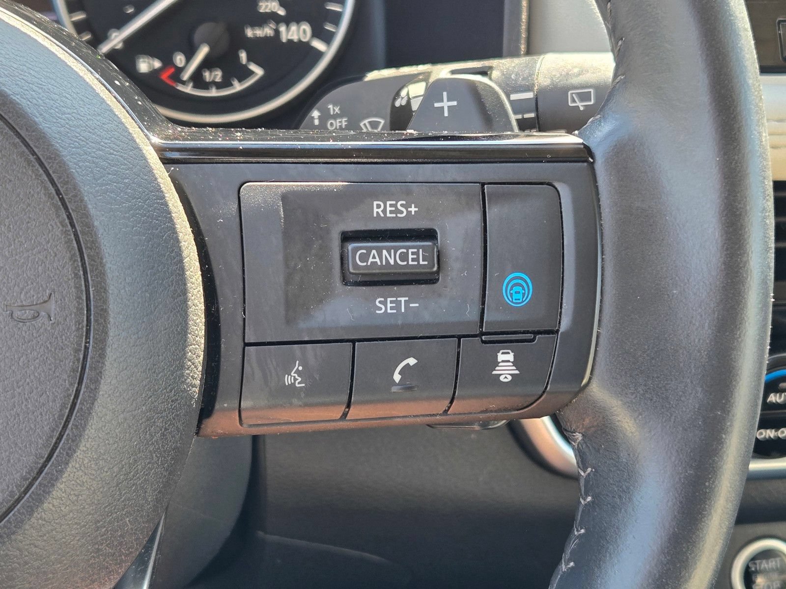 Used 2023 Nissan Rogue SL w/ SL Premium Package AWD/4WD image 31