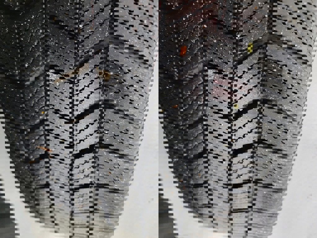 Used 2014 Subaru Forester 2.5i Touring image 32