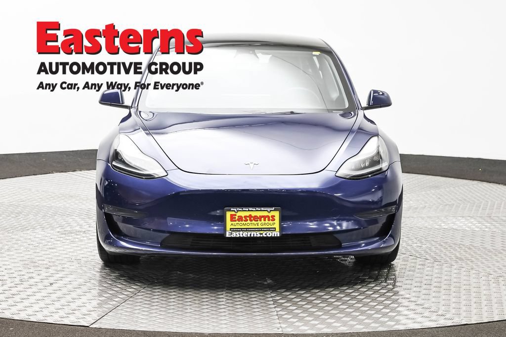 Used 2023 Tesla Model 3 Standard Range RWD image 2
