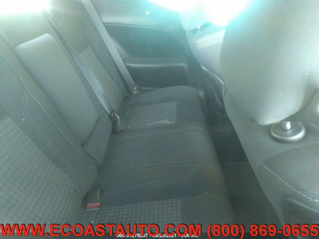 Used 2019 Dodge Challenger SXT w/ Driver Convenience Group image 8