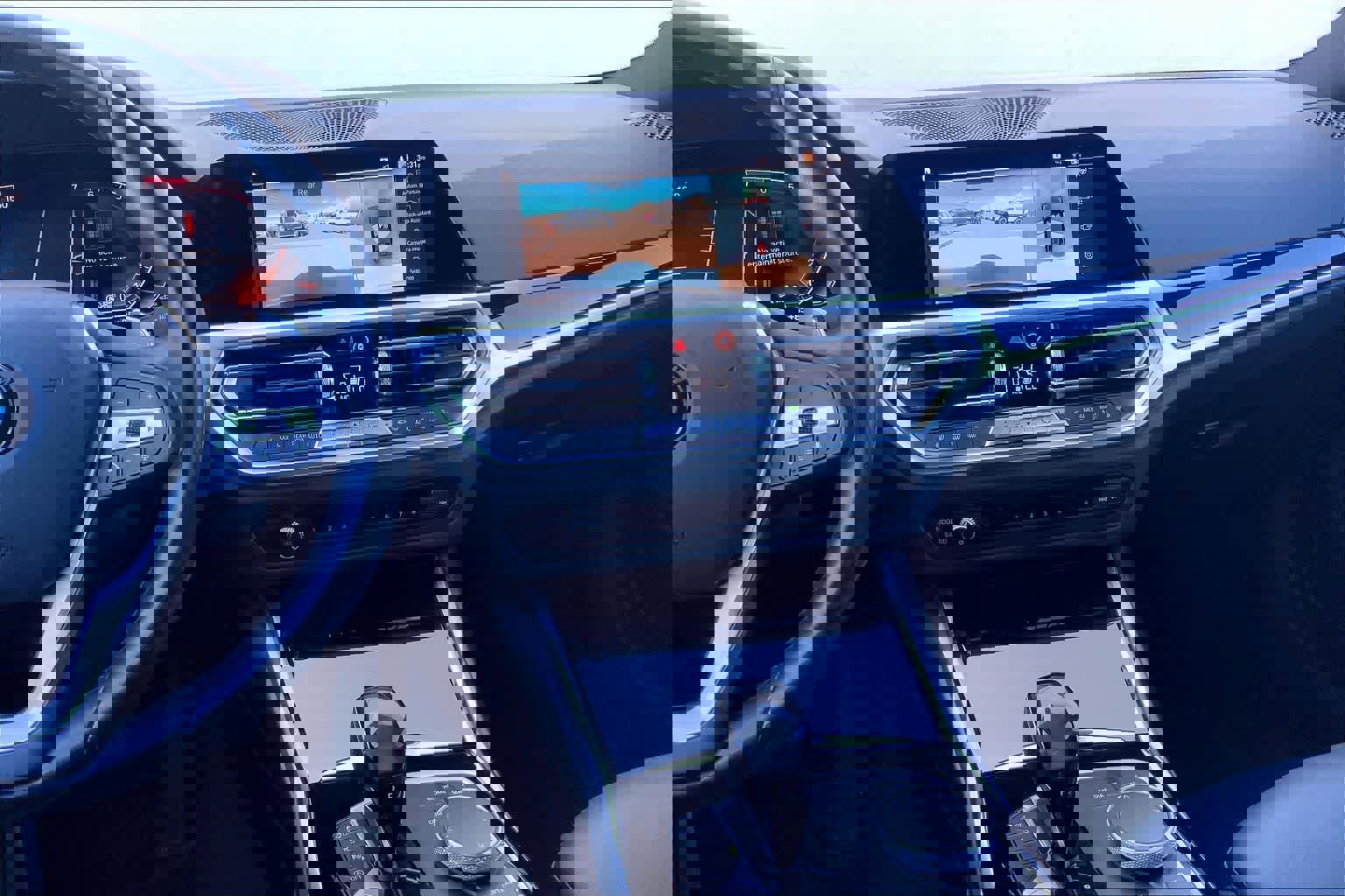 Used 2019 BMW 330i Sedan w/ Convenience Package RWD image 16