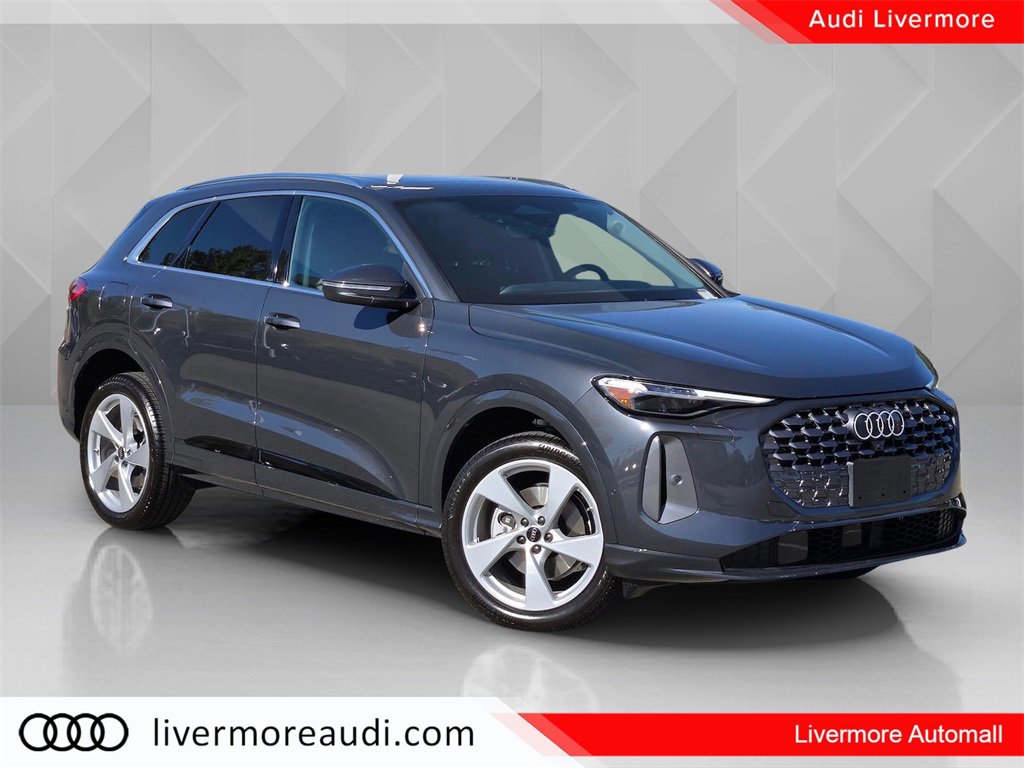 New 2025 Audi Q5 Premium Plus