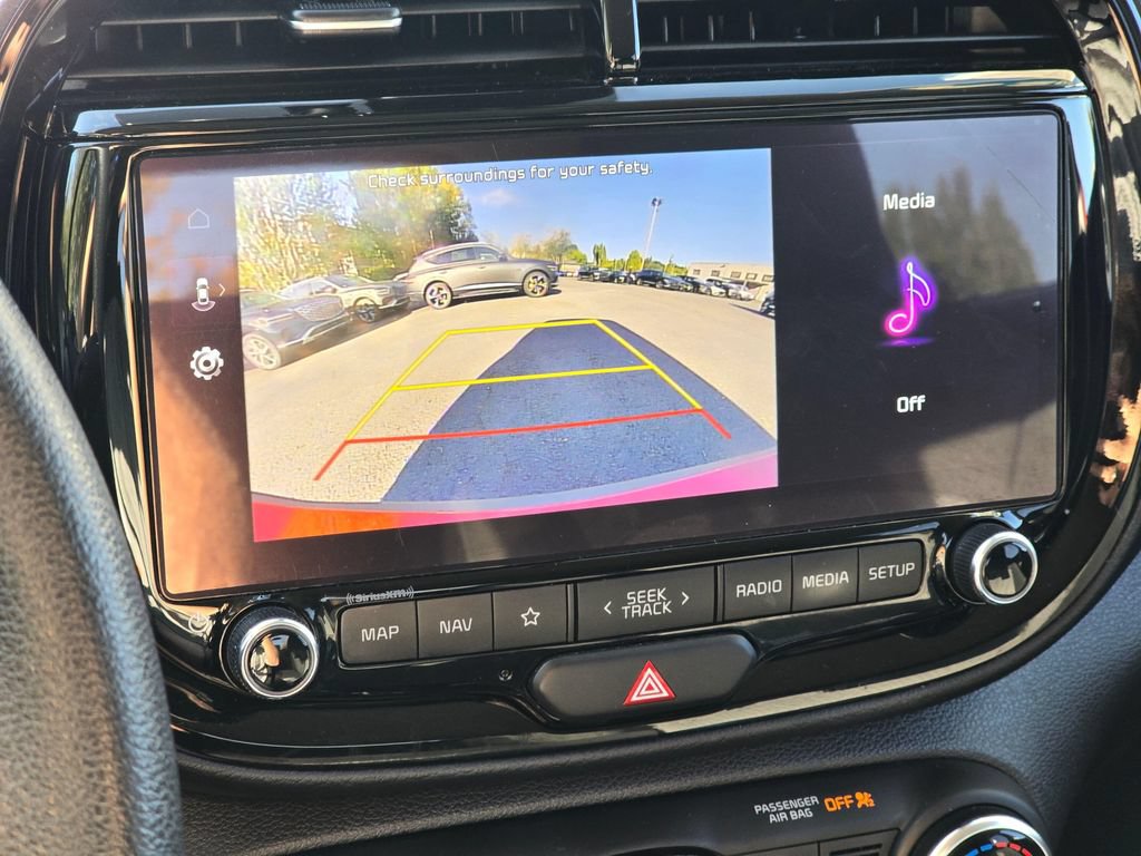 Used 2024 Kia Soul S FWD image 30