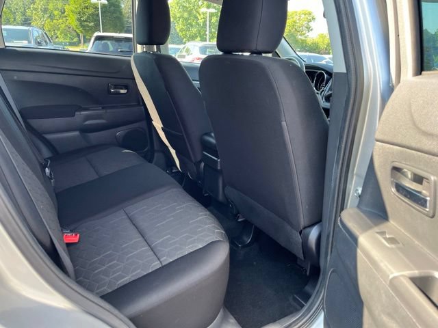 Used 2025 Mitsubishi Outlander Sport ES AWD/4WD image 19