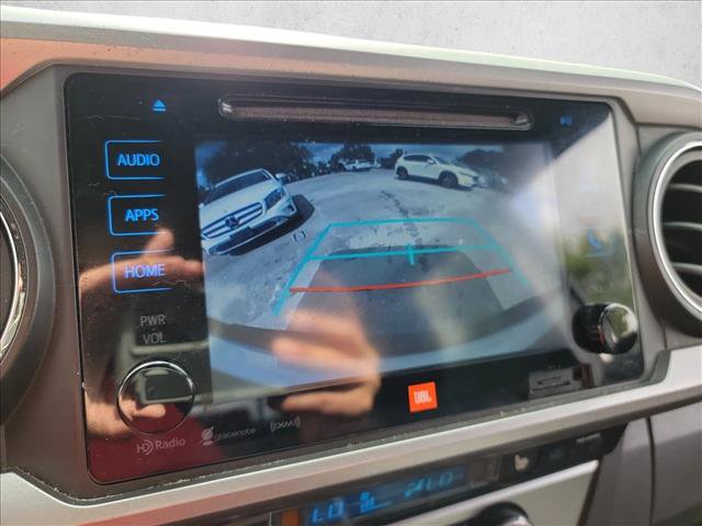 Used 2018 Toyota Tacoma Limited AWD/4WD image 21