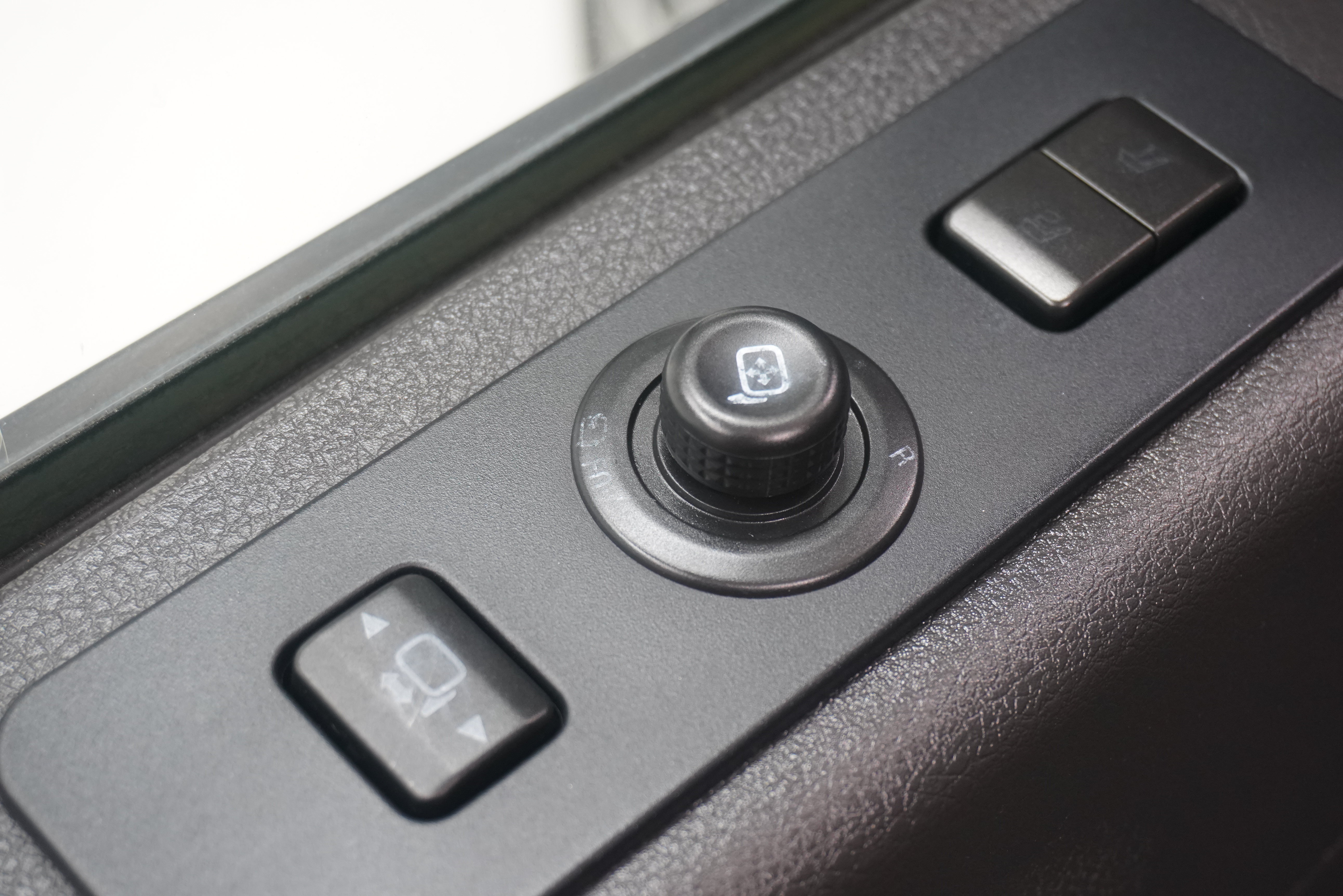 Used 2013 Ford F250 Platinum w/ FX4 Off Road Pkg AWD/4WD image 15