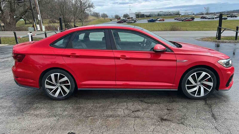 Used 2019 Volkswagen Jetta GLI image 2