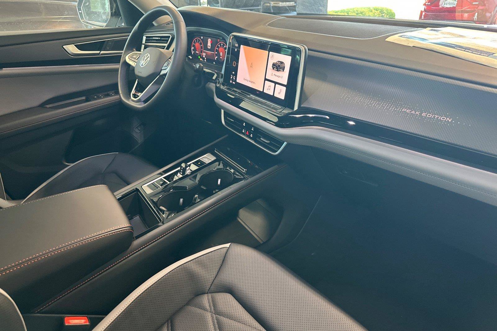 New 2026 Volkswagen Atlas Peak Edition AWD/4WD image 16