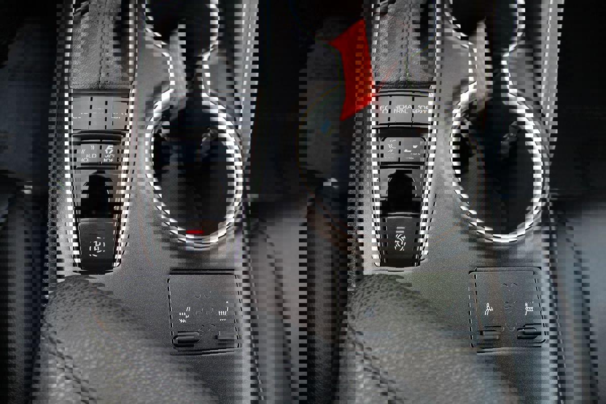 Used 2021 Toyota Camry XLE image 28