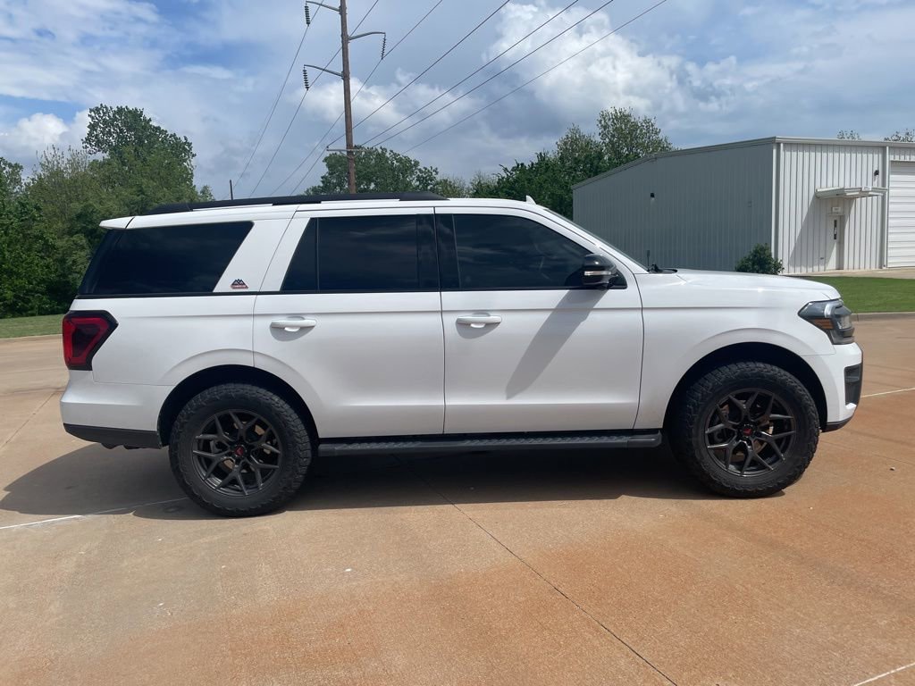 Used 2023 Ford Expedition Timberline image 4