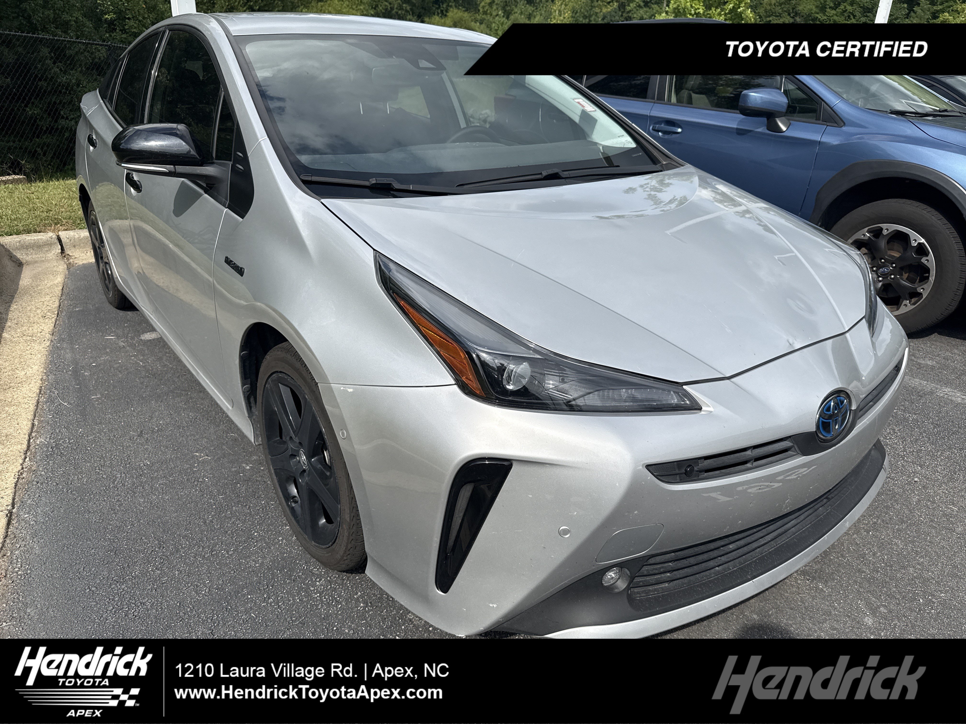 Used 2022 Toyota Prius FWD image 1