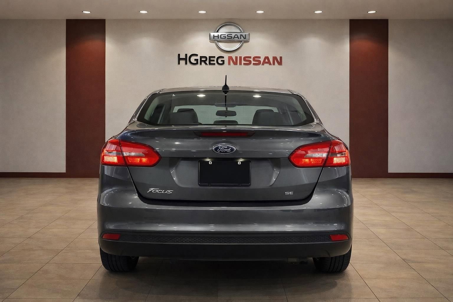Used 2017 Ford Focus SE FWD image 6