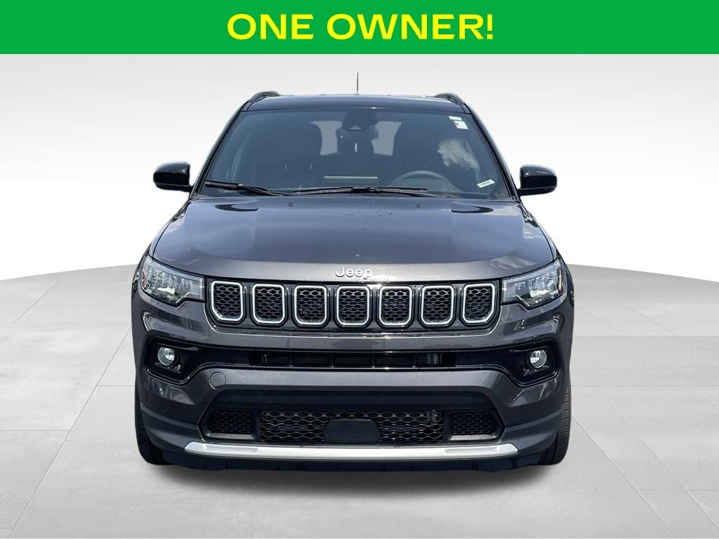 Used 2023 Jeep Compass Limited AWD/4WD image 3