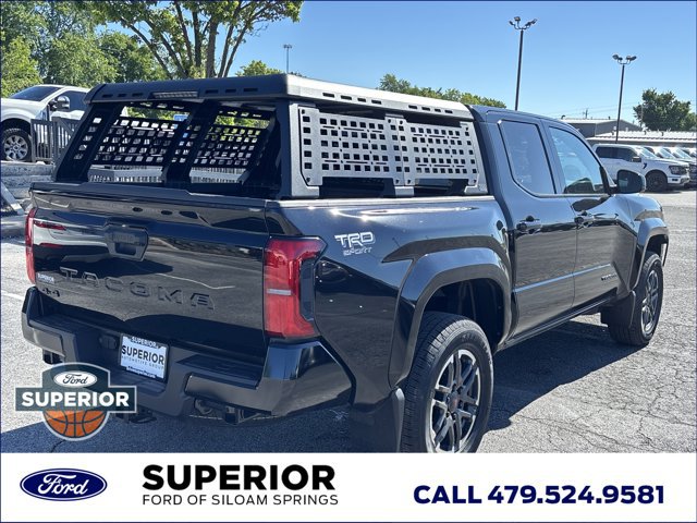 Used 2025 Toyota Tacoma TRD Sport AWD/4WD image 3