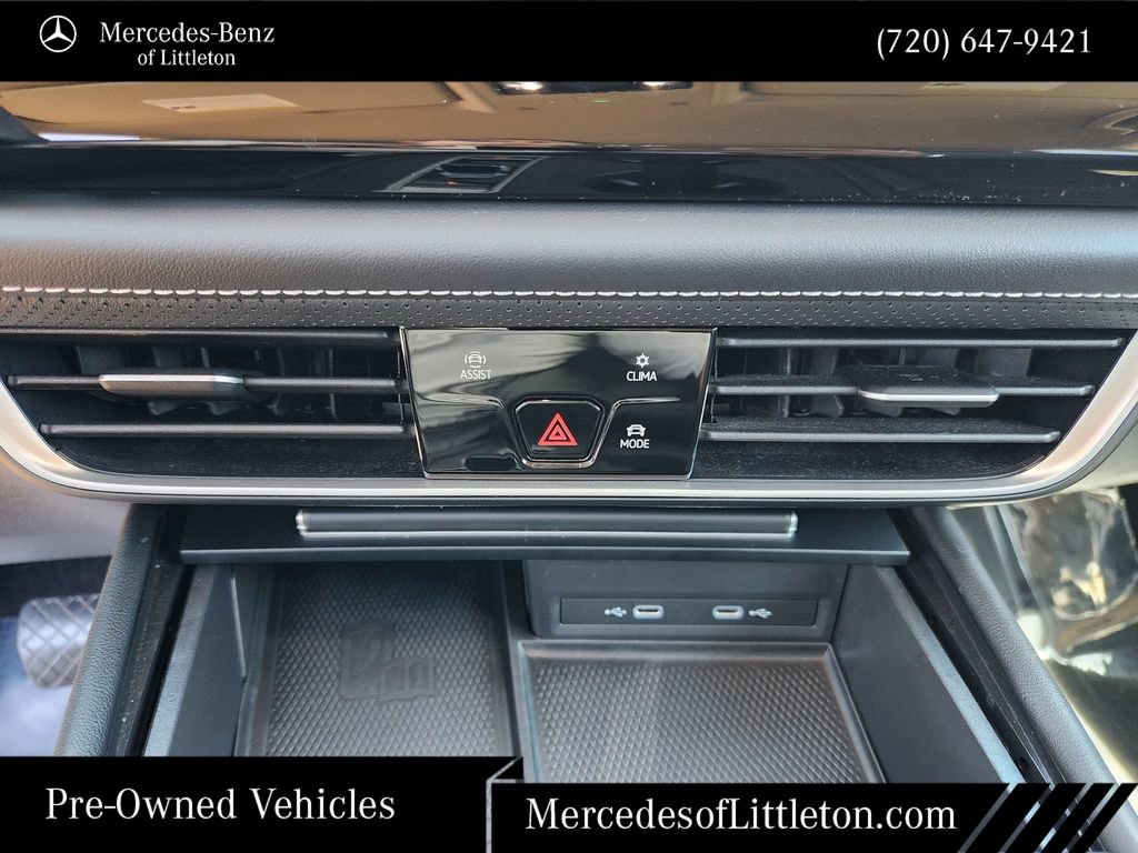 Used 2024 Volkswagen Atlas SE AWD/4WD image 18
