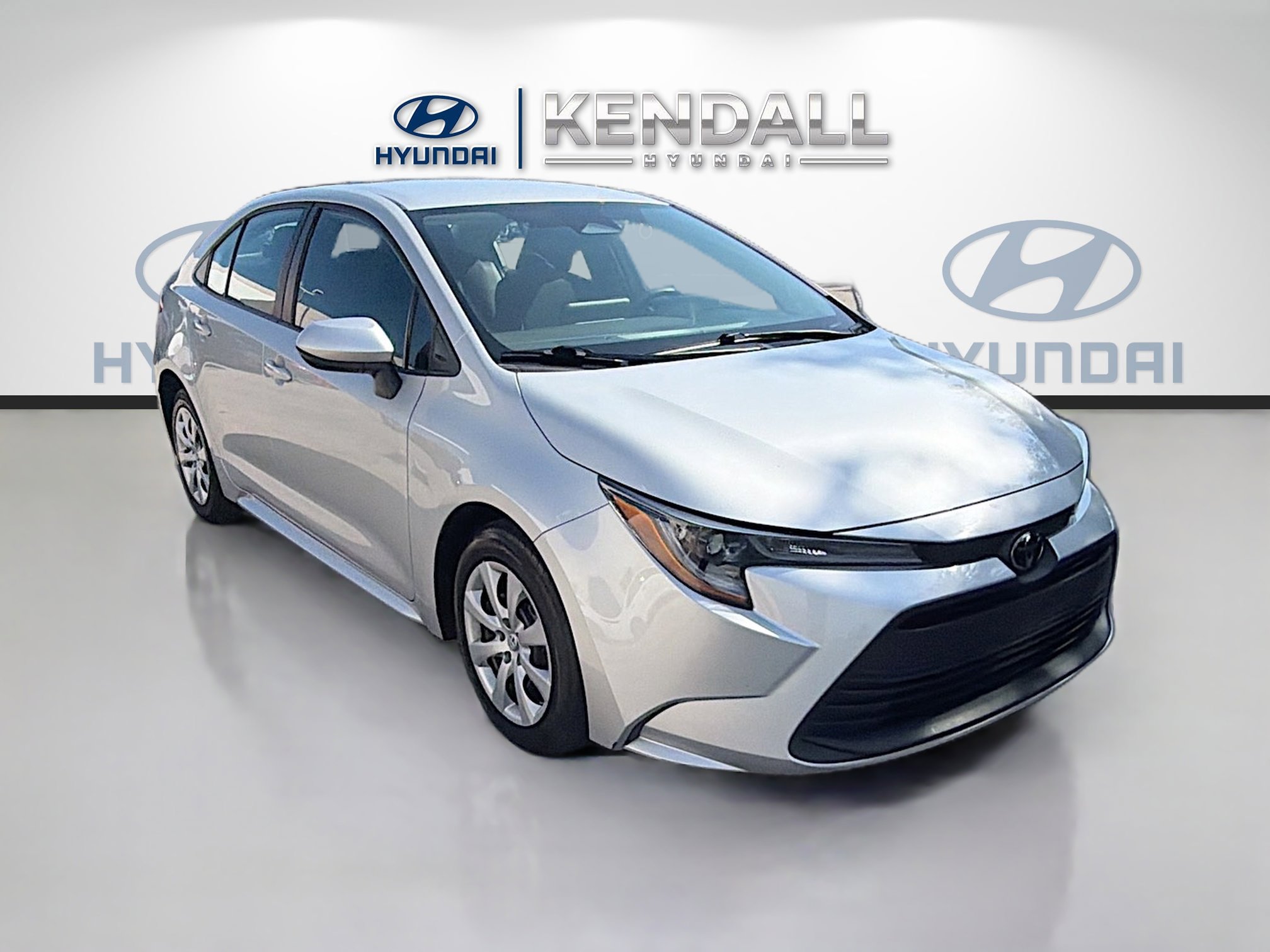 Used 2023 Toyota Corolla LE FWD video 1