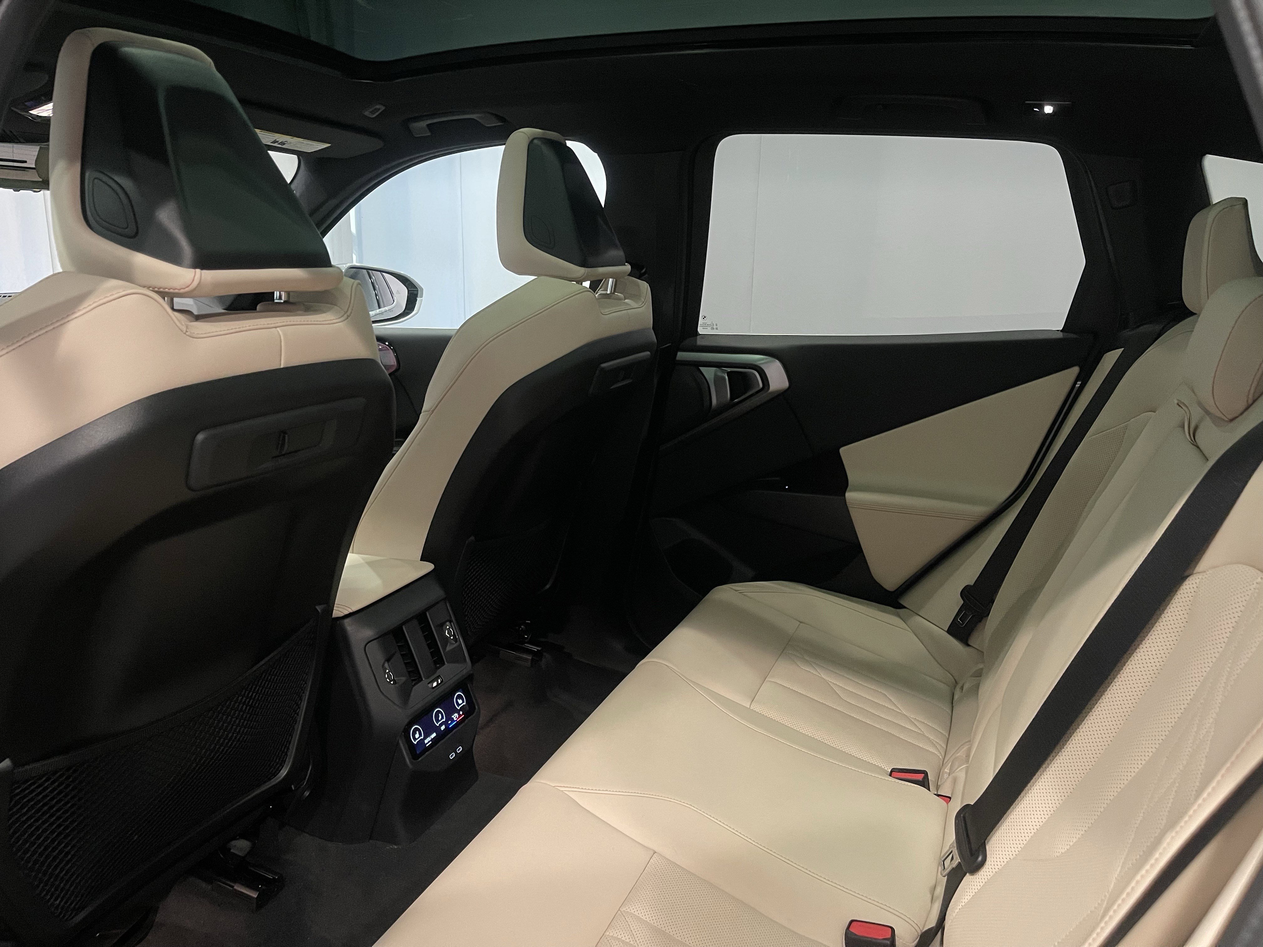 Used 2026 BMW X3 xDrive30 w/ Premium Package AWD/4WD image 16